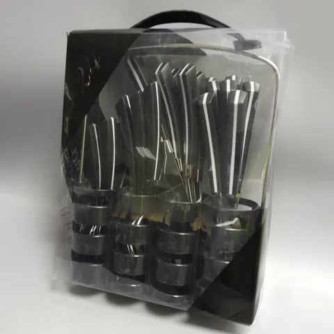 24 PIECE STAINLESS STEEL CUTLERY SET