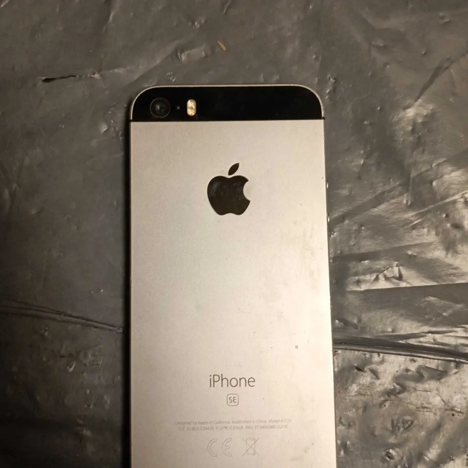 APPLE IPHONE SE A1723