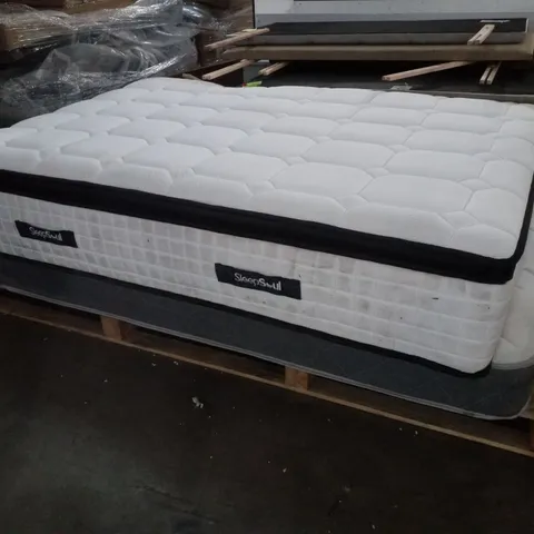 PALLET CONTAINING 2 ASSORTED MATTRESSES 