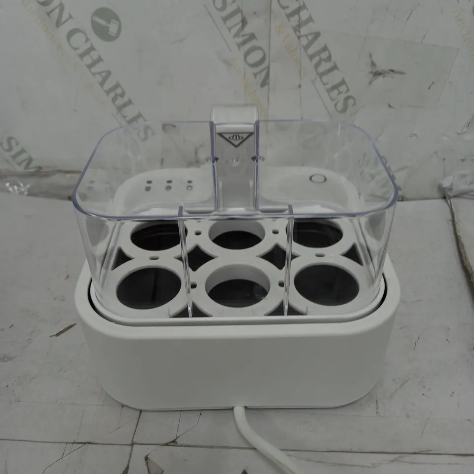 BOXED COOK'S ESSENTIALS THE SMART TALKING EGG COOKER