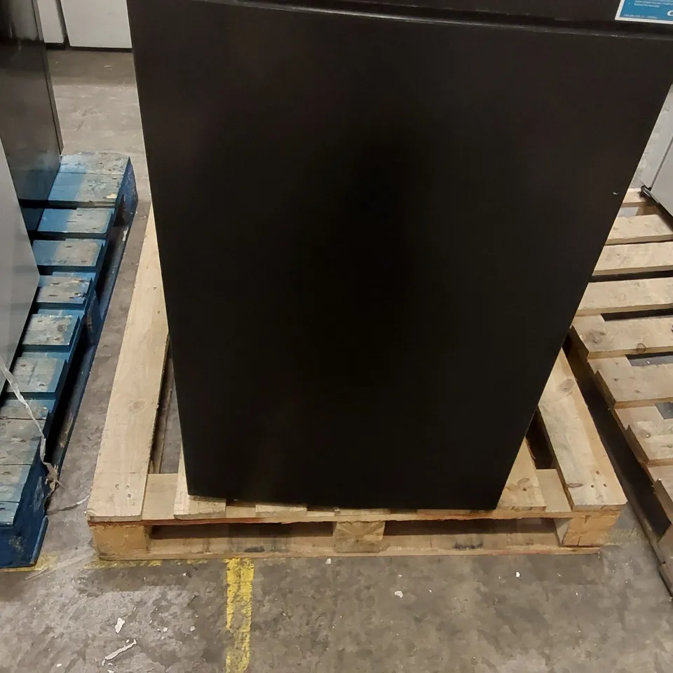 CANDY CCT3L517FBK 252 LITRE 50/50 FREESTANDING FRIDGE FREEZER - BLACK