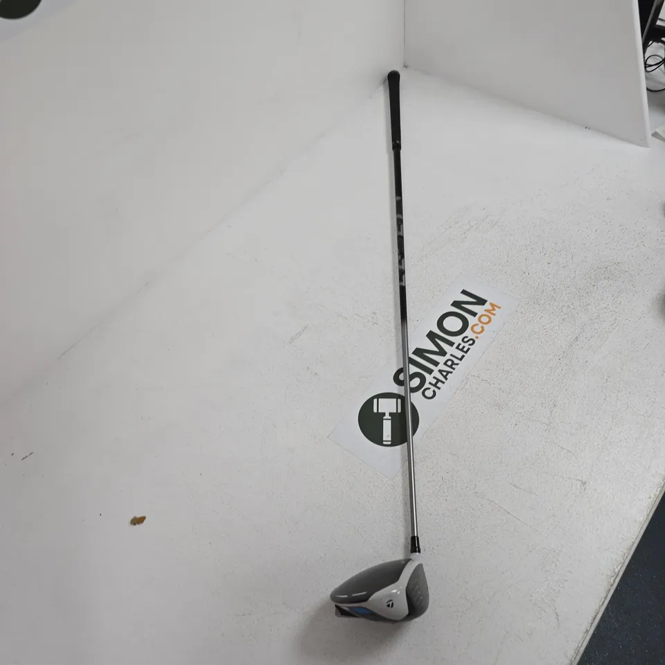  TAYLORMADE SIM 10.5° DRIVER 