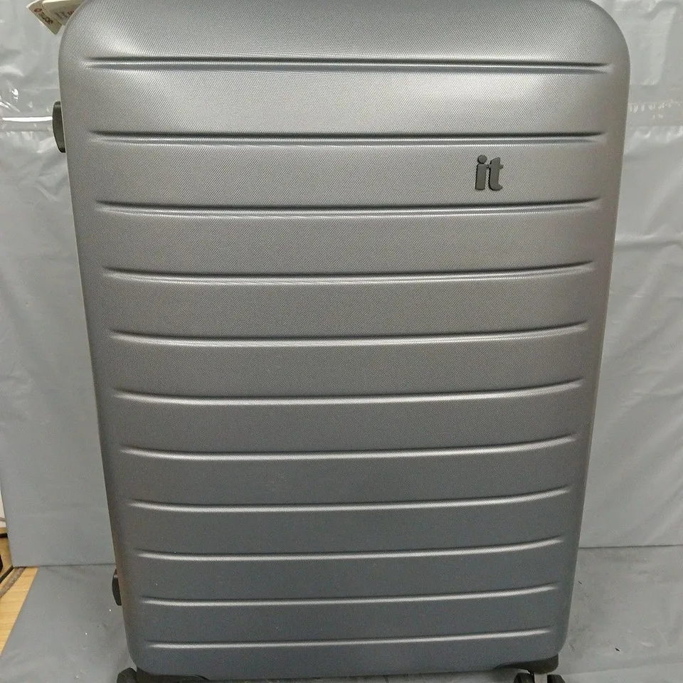 IT LUGGAGE LEGION SUITCASE - MEDIUM (ASPHALT)