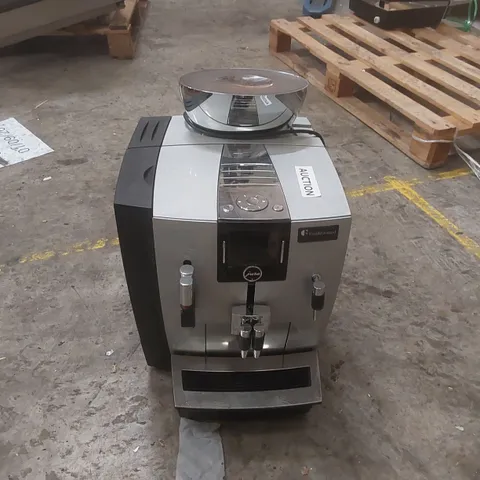 JURA COMMERCIAL BEAN TO CUP COFFEE MACHINE