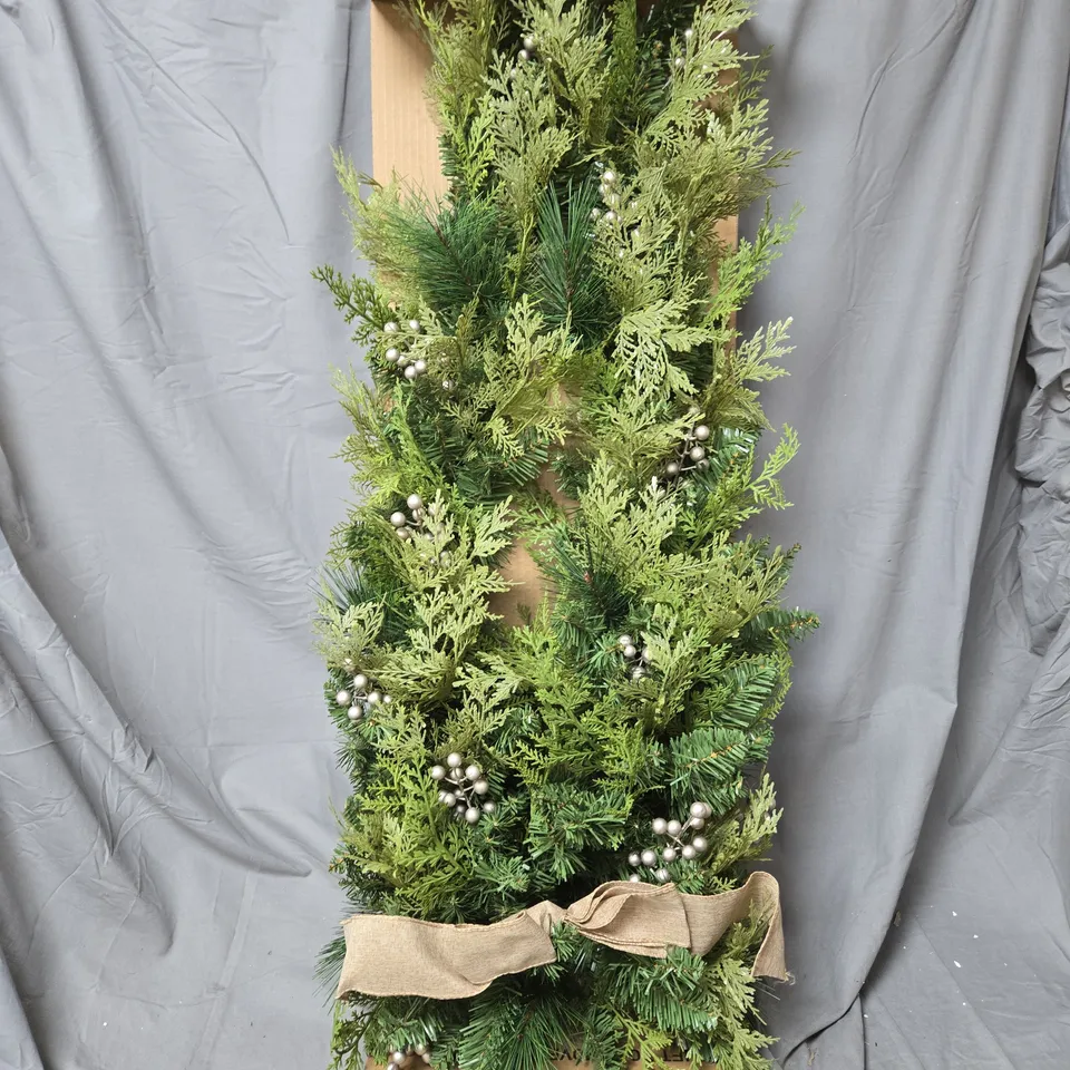 HESSIAN BOW AND CEDAR SWAG 180CM 