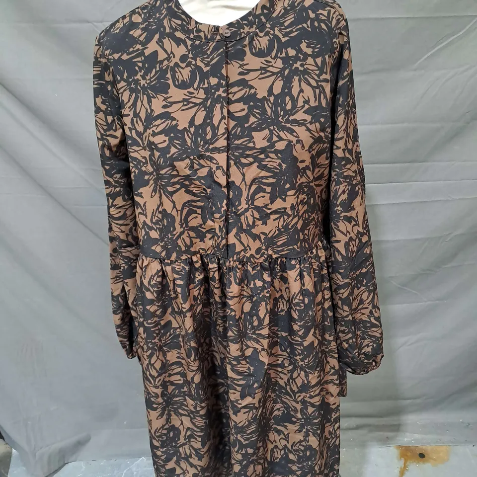 VERA MODA DRESS IN BROWN/BLACK FLORAL SIZE M