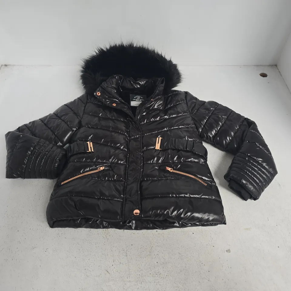 GEORGE PADDED COAT IN GLOSS BLACK WITH HOOD - 10/11 YRS 