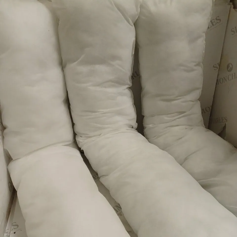 4 X PILLOW TO INCLUDE 1 X SQUARE PILLOW & 3 X NECK PILLOWS