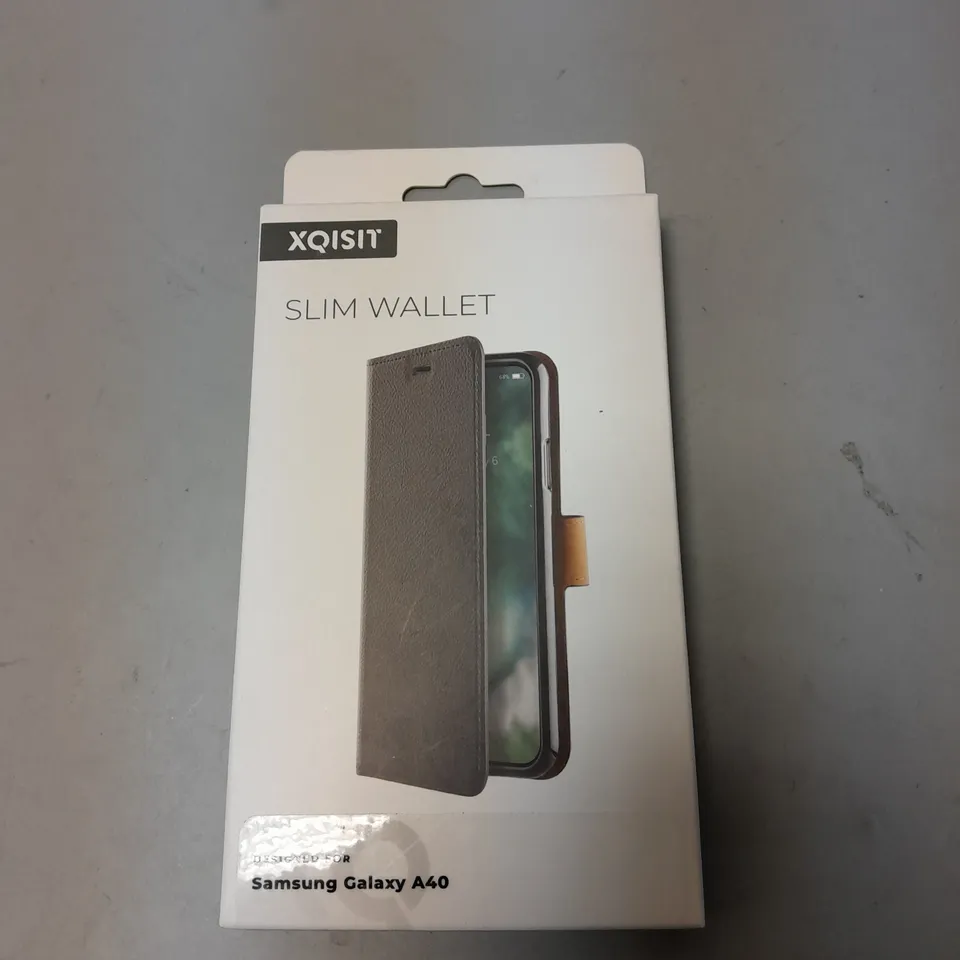 BOX OF APPROXIMATELY 60 BRAND NEW ASSORTED SAMSUNG GALAXY A40 SLIM WALLET CASE