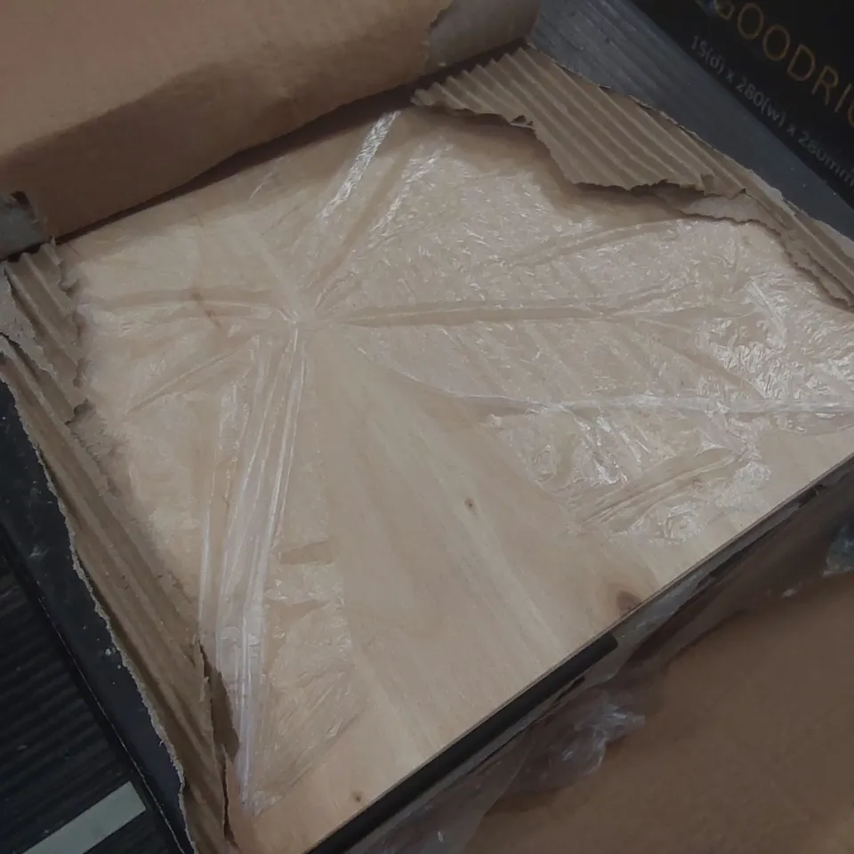 PALLET CONTAINING APPROXIMATELY 46x BRAND NEW PACKS WOOD PECHER GOOD RICH ENGINEDED WOOD HARDCOURT