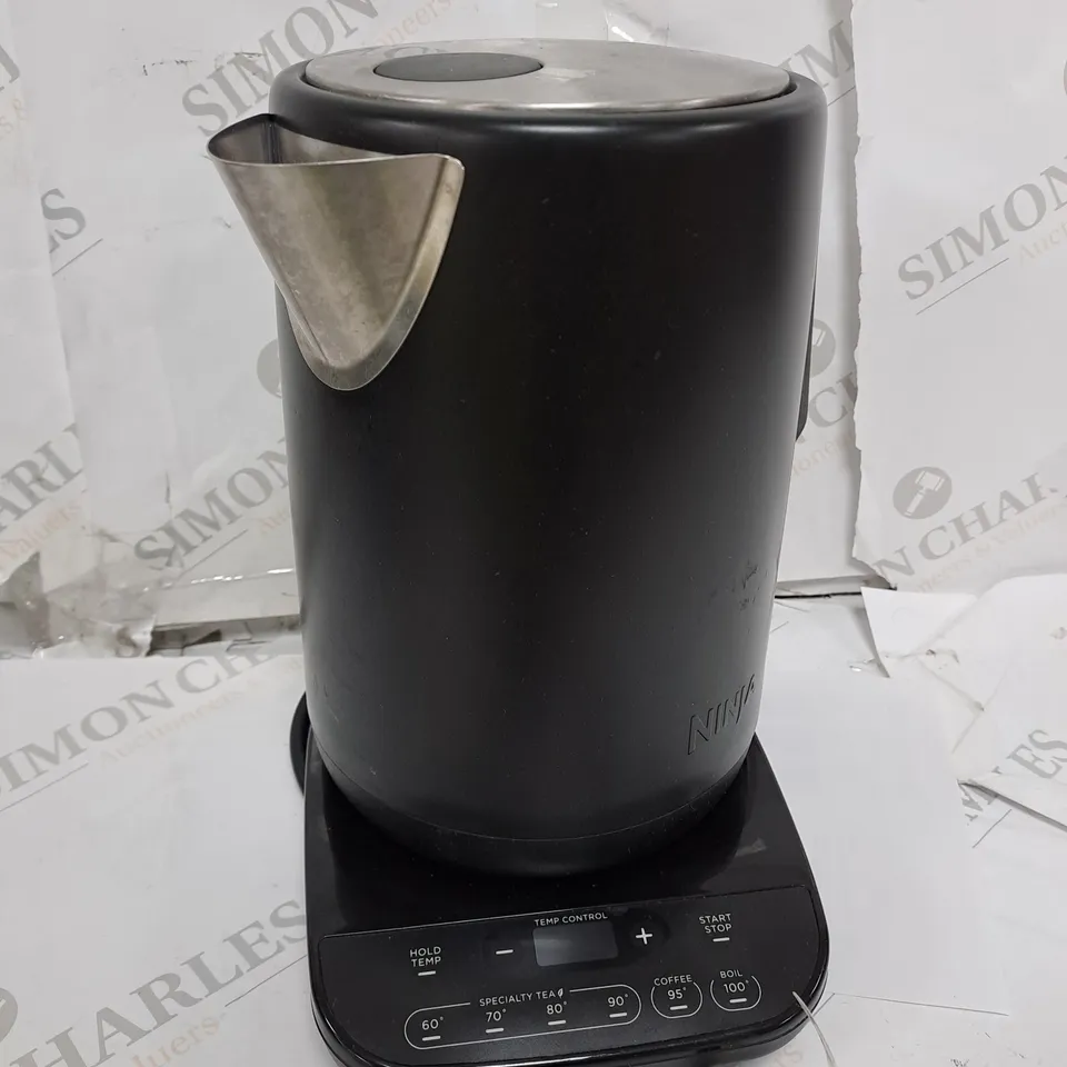 NINJA PERFECT TEMPERATURE KETTLE KT200UK