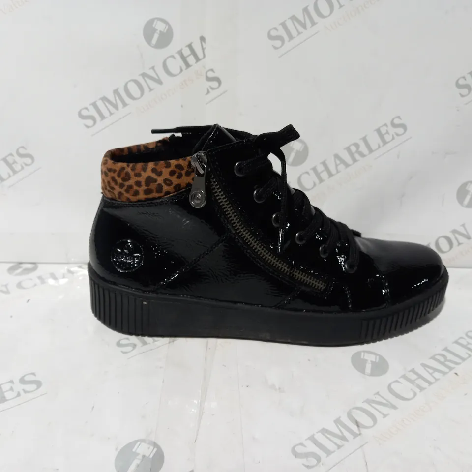 BOXED PAIR OF RIEKER HI TOP TRAINERS WITH CUFF IN BLACK UK SIZE 6.5