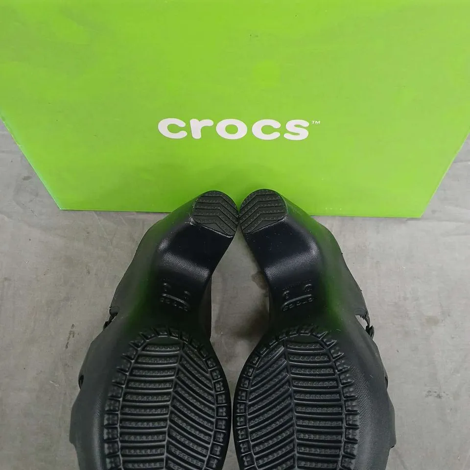 CROCS CYPRUS V HEEL W SANDALS – BLACK, UK 4 (EU 37) – BOXED