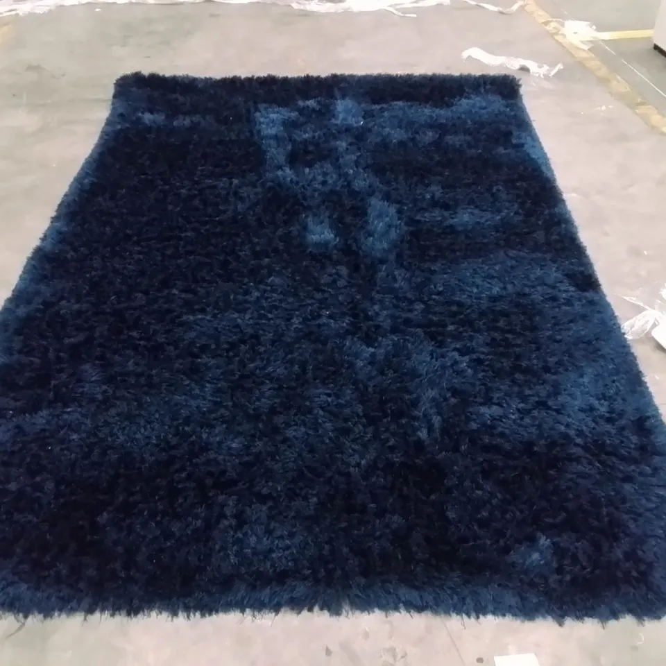 QUALITY DESIGNER AREA RUG - APPROXIMATELY 240X170CM