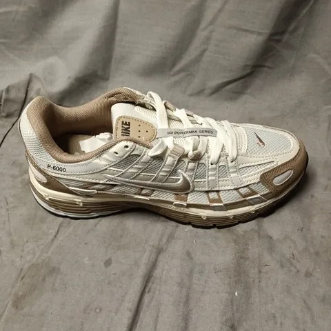 NIKE P-6000 TRAINERS β WHITE & SAND SIZE 7
