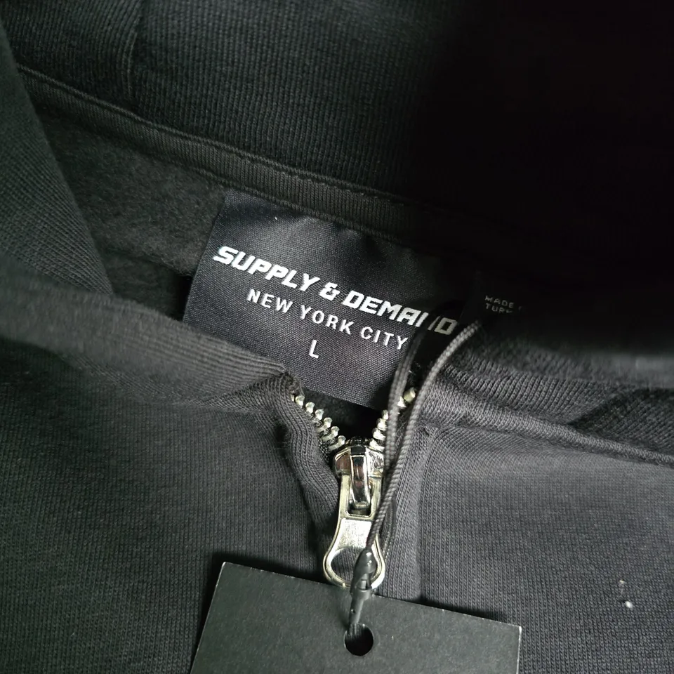 SUPPLY & DEMAND GRAPHIC ZIP HOODIE IN BLACK - LARGE