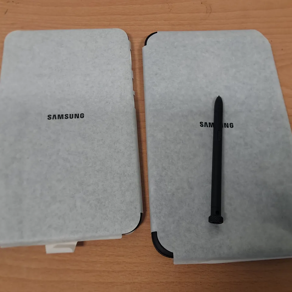 BOXED SAMSUNG GALAXY TAB ACTIVE5 5G 256GB WITH CASE IN GREEN - SM-X306B