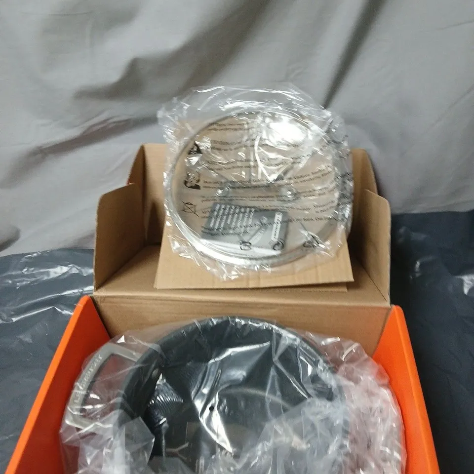 LE CREUSET DEEP CASSEROLE FAITOUT 20 CM – TOUGHENED NON-STICK, BOXED