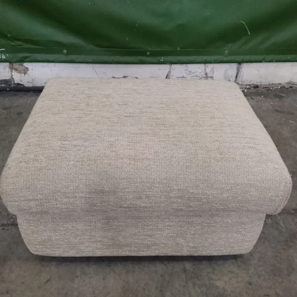 QUALITY DESIGNER G-PLAN KINGSBURY STORAGE FOOTSTOOL - BOUCLE JUTE FABRIC