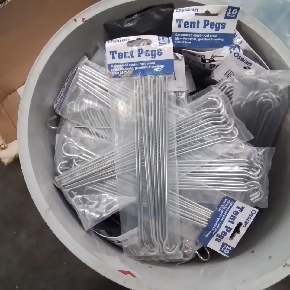 LARGE AMOUNT OF BRAND NEW HEAVY DUTY TENT PEGS