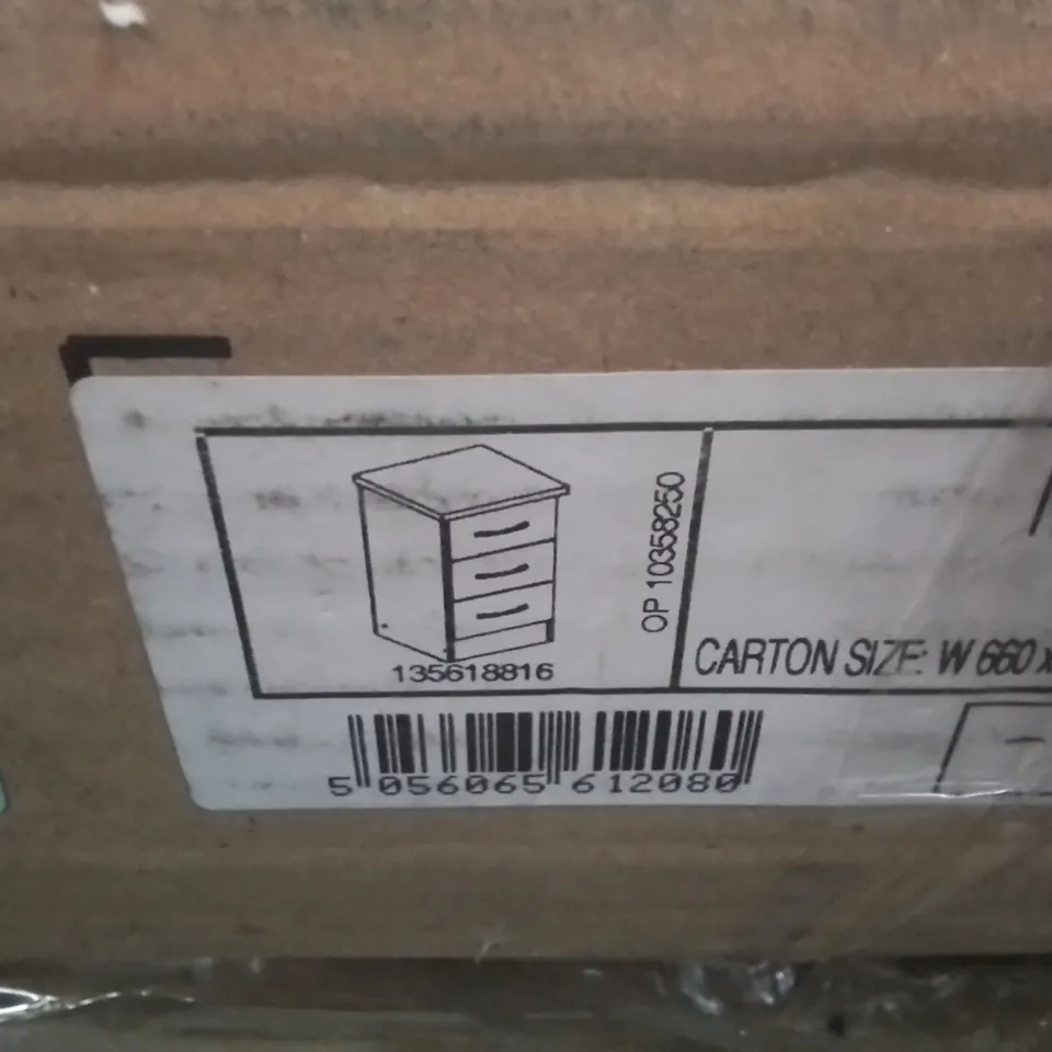 BOXED NEVADA 3 DRAWER BEDSIDE UNIT (1 BOX)