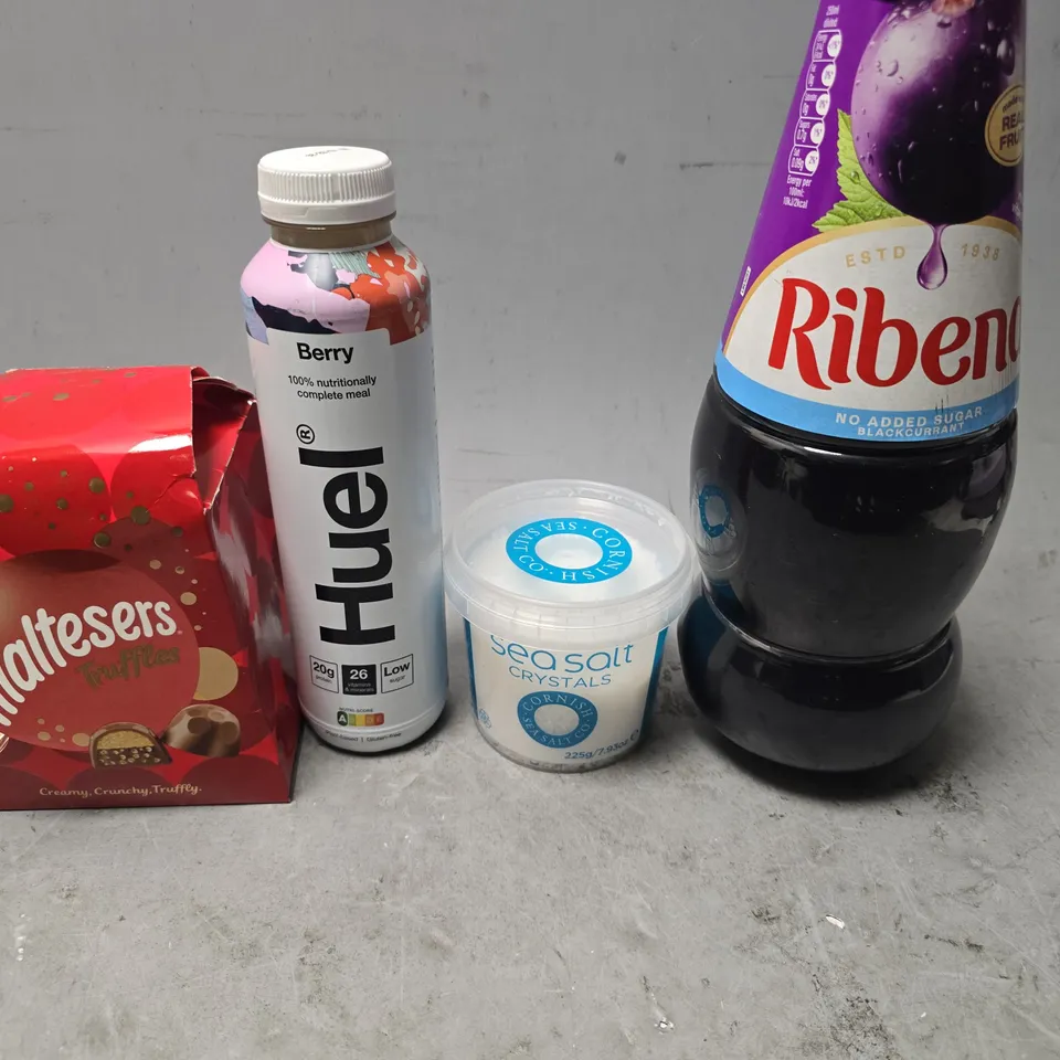 APPROXIMATELY 8 ASSORTED FOOD & DRINK ITEMS TO INCLUDE - HUEL BERRY , MALTESERS , RIBENA ETC