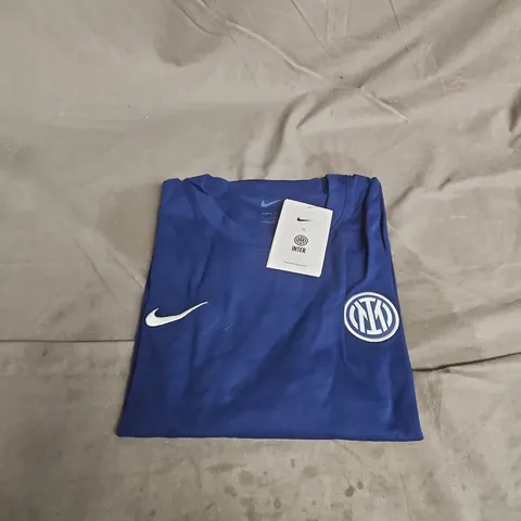 NIKE MENS FOOTBALL TSHIRT IN DARK BLUE SIZE L
