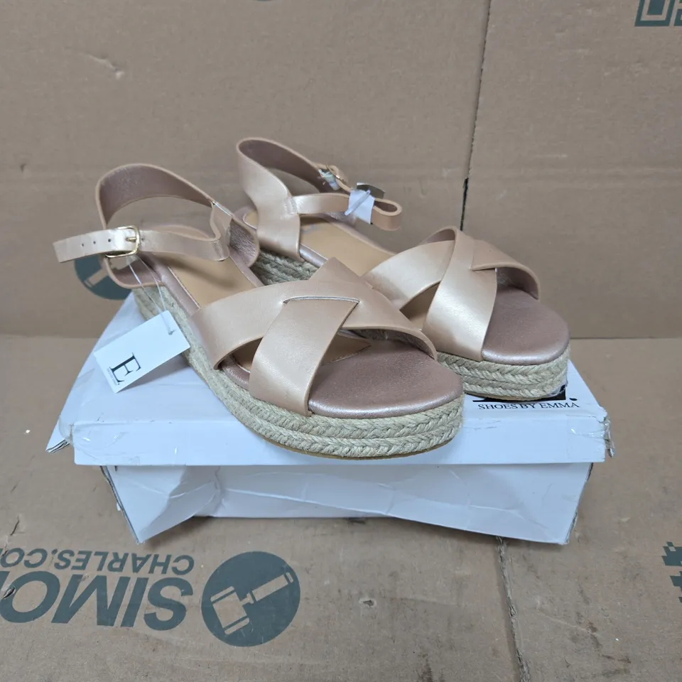 SHOES BY EMMA SUNNY CHAMPAGNE PU WEDGES – UK SIZE 7