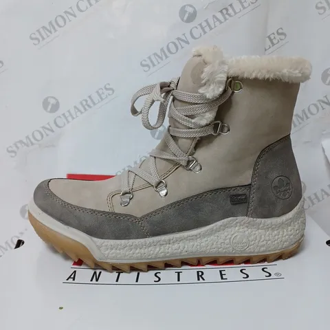 BOXED RIEKER ANTISTRESS WARM HIKING BOOTS, CREAM - SIZE 7.5
