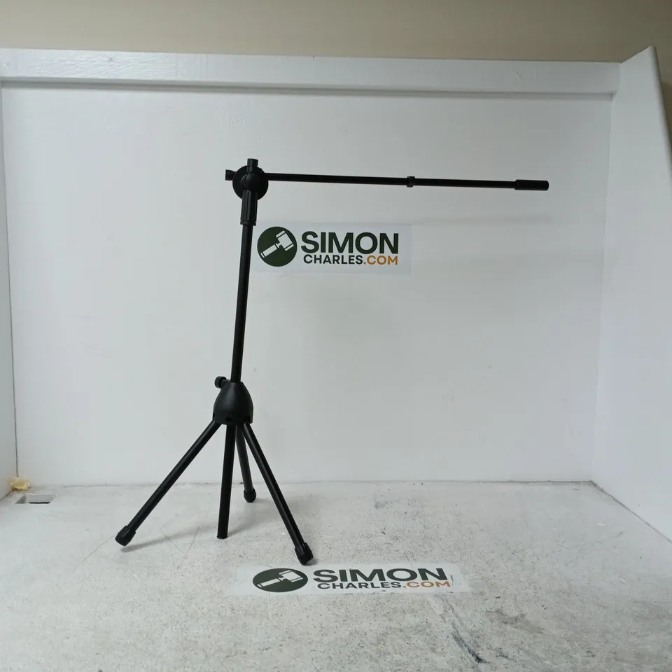STUDIO BOOM ARM STAND – BLACK, TRIPOD BASE BOXED