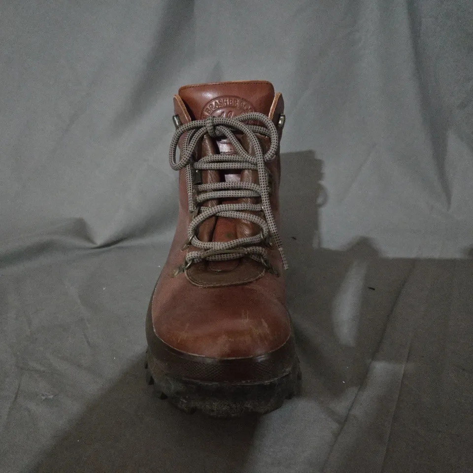 BRASHER HILLMASTER BROWN WATERPROOF BOOTS - UK 1