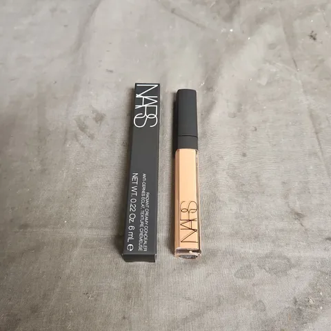 BOXED NARS RADIANT CREAMY CONCEALER IN MED/DEEP 1 BISCUIT