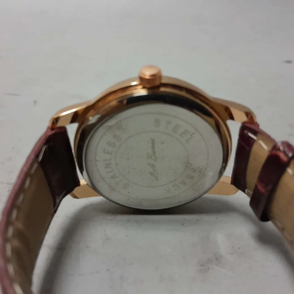 LA BANUS CHRONOGRAPH MOVEMENT LEATHER STRAP WRISTWATCH 
