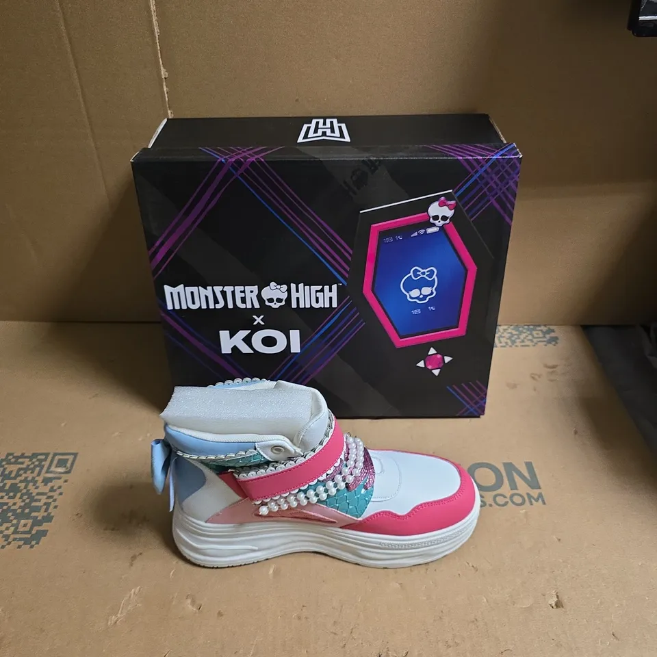 KOI MONSTER HIGH NEPTUNA CHUNKY HI TOP TRAINERS - MULTICOLOUR - UK SIZE 4 