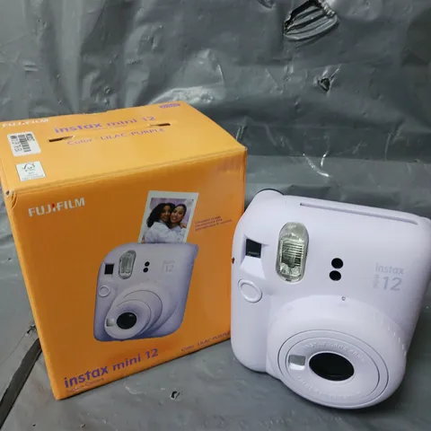 BOXED FUJIFILM INSTAX MINI 12 INSTANT CAMERA 