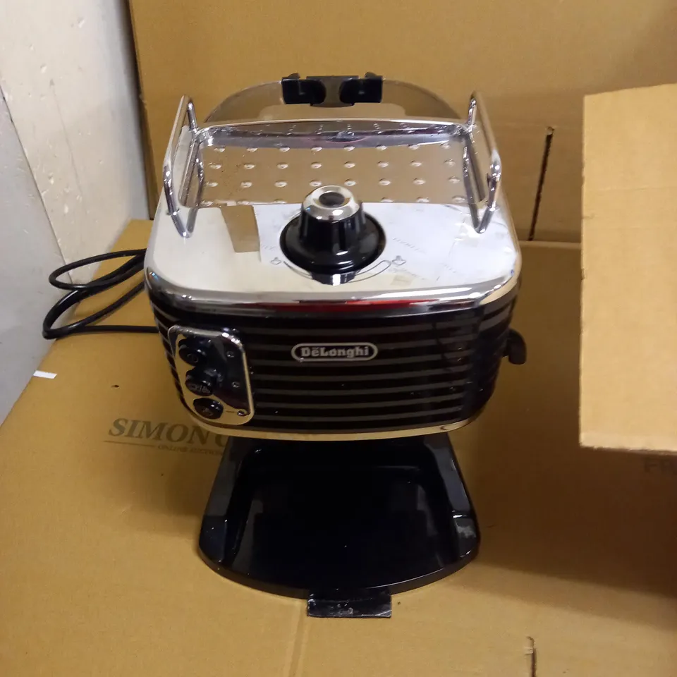 DELONGHI SCULTURA ESPRESSO & CAPPUCCINO COFFEE MAKER