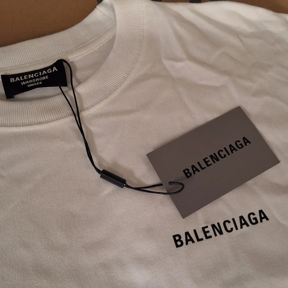 BALENCIAGA WARDROBE UNISEX WHITE CREW T-SHIRT - XS