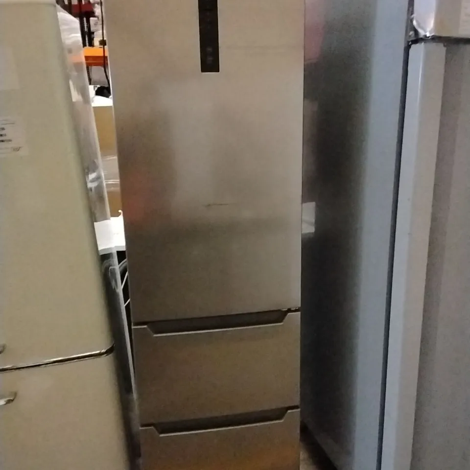 ELECTRIQ 282 LITRE FRIDGE FREEZER - TOTAL NO FROST IN STAINLESS STEEL