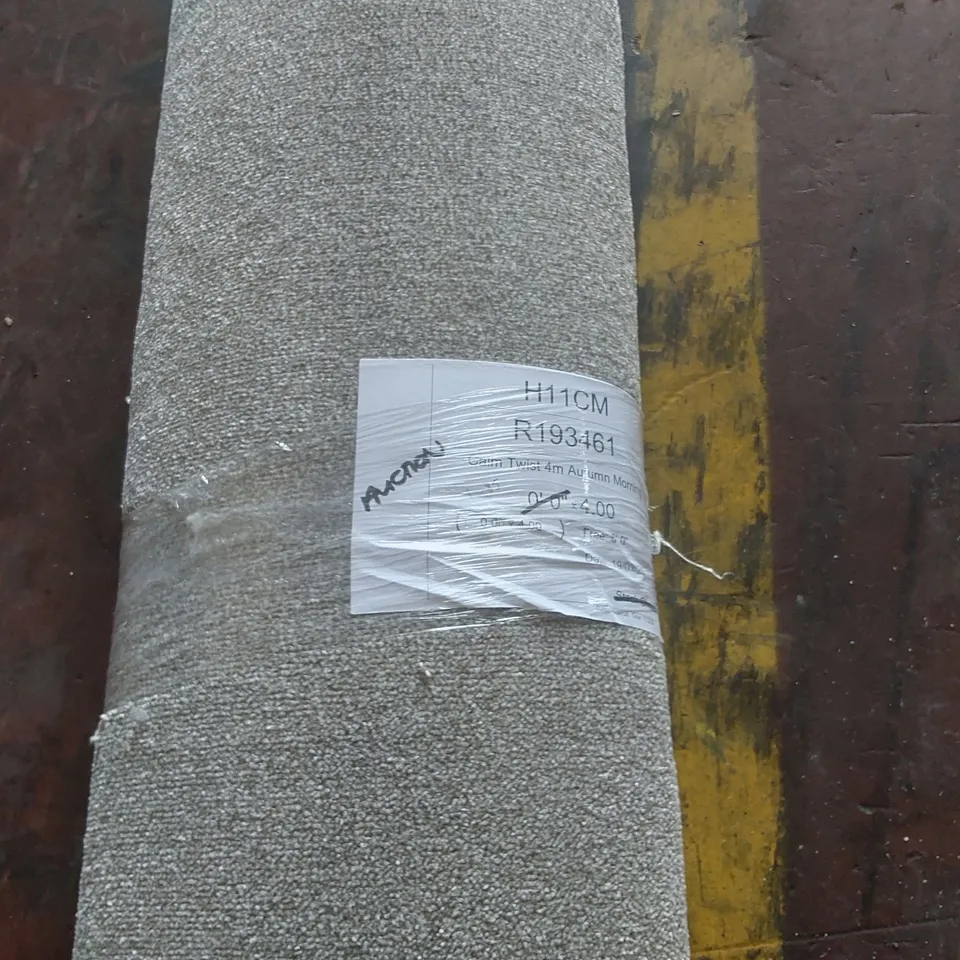 ROLL OF QUALITY CALM TWIST AUTUMN MORNING CARPET - APPROXIMATELY 1.85 x 4m