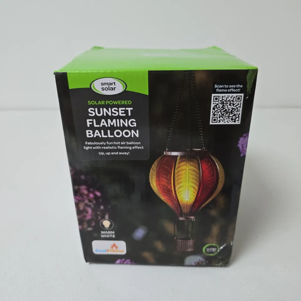 SMART SOLAR SUNSET FLAMING BALLOON – SOLAR POWERED GARDEN LIGHT (BOXED)