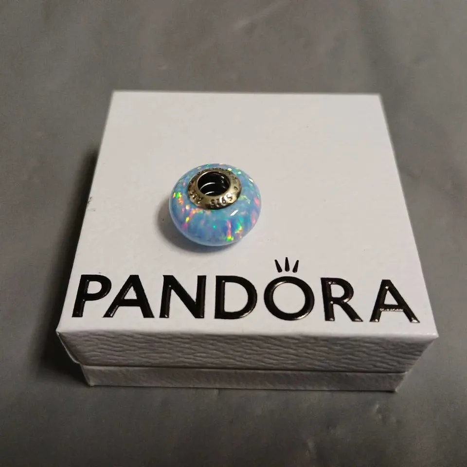 BOXED PANDORA PEARLESCENT STYLE CHARM 