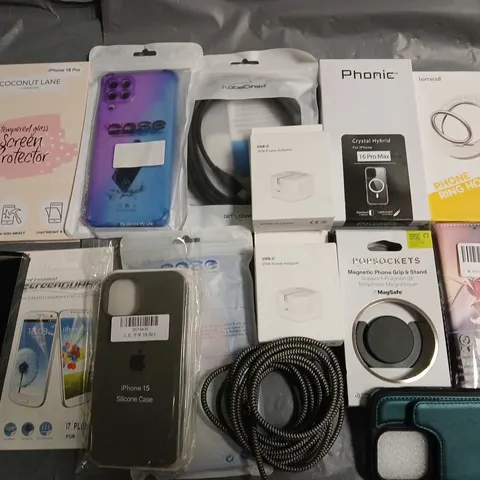 LOT OF ASSORTED MOBILE PHONE ACCESSORIES TO INCLUDE CASES, SCREEN PROTECTORS AND CHARGERS