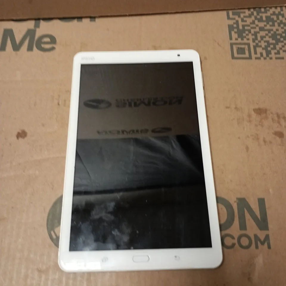 ANDROID TABLET IN WHITE - MODEL UNSPECIFIED 