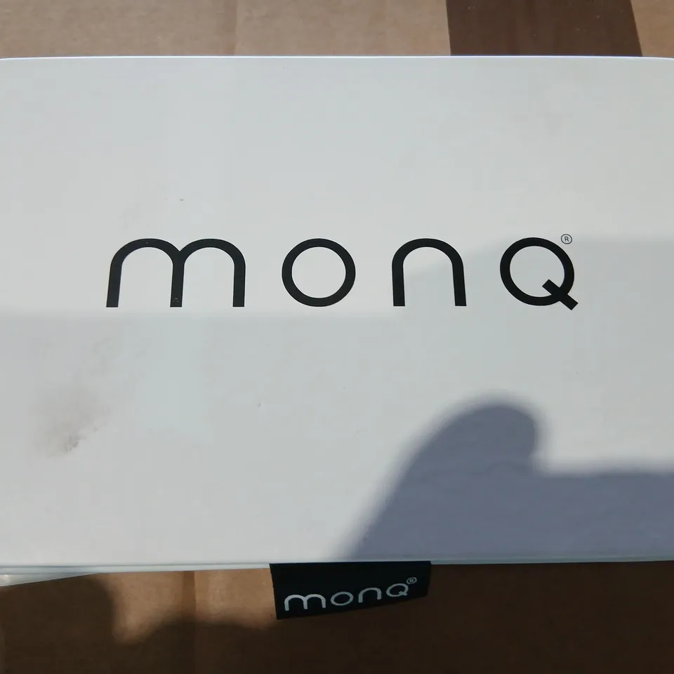  APPROXIMATELY 70 MONQ PERSONAL AROMATHERAPY DIFFUSER – TEAL (USB CHARGER INCLUDED)