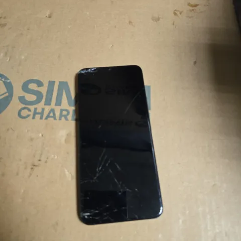 TCL SMARTPHONE – BLACK, CRACKED SCREEN