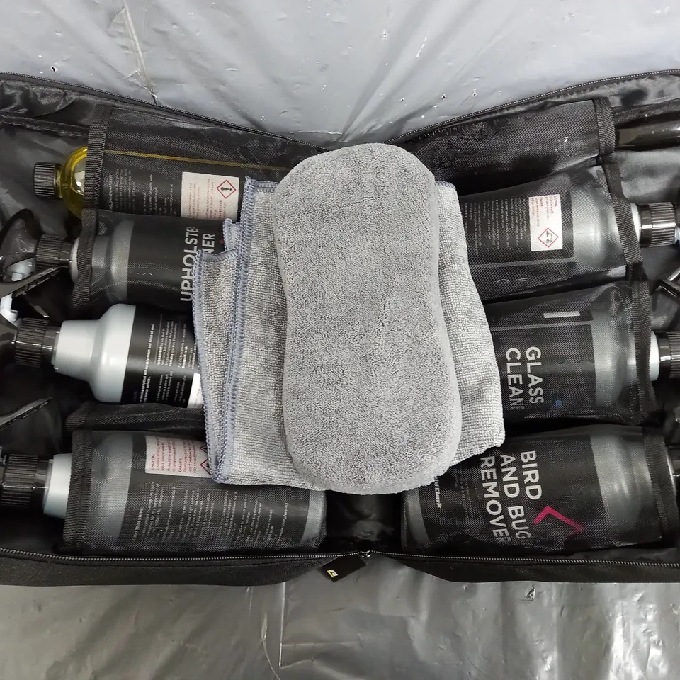 ARNOLD CLARK CAR DETAILING KIT 