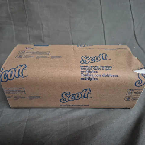 BOX OF APPROX 16 PACKS OF SCOTT MULTI-FOLD TOWELS