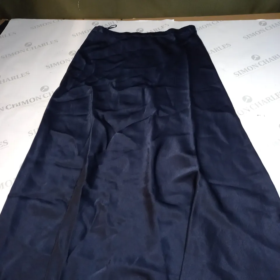 GHOST NAVY BLUE SILK SKIRT SIZE UNSPECIFIED
