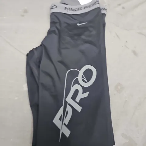 WOMENS NIKE PRO LEGGINGS - SIZE M