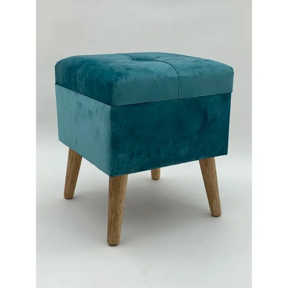 BOXED CROSSMAN 33CM VELVET SQUARE FOOTSTOOL 